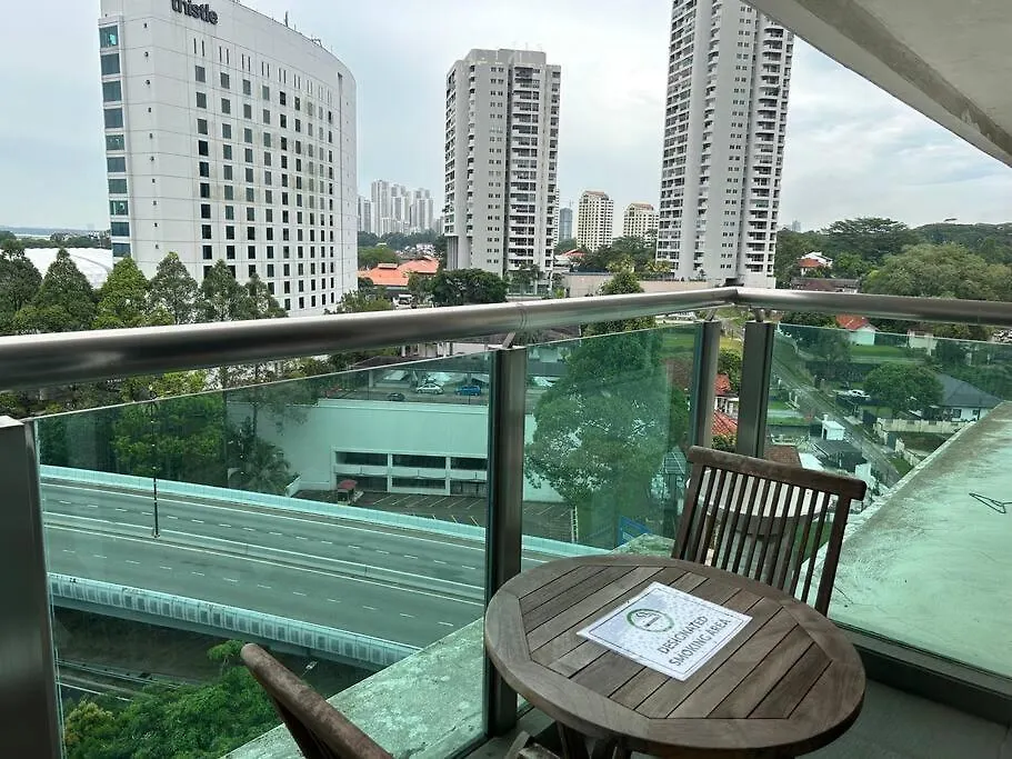 Golden Sands Seaview Residence 3Min Walk To Hospital Sultanah Aminah By Micasa Homestay Johor Bahru Malaysia